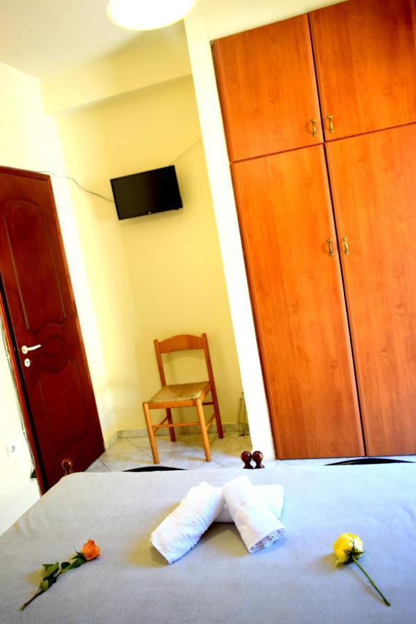 Dourios Ippos Apartments Fríkesz Kültér fotó