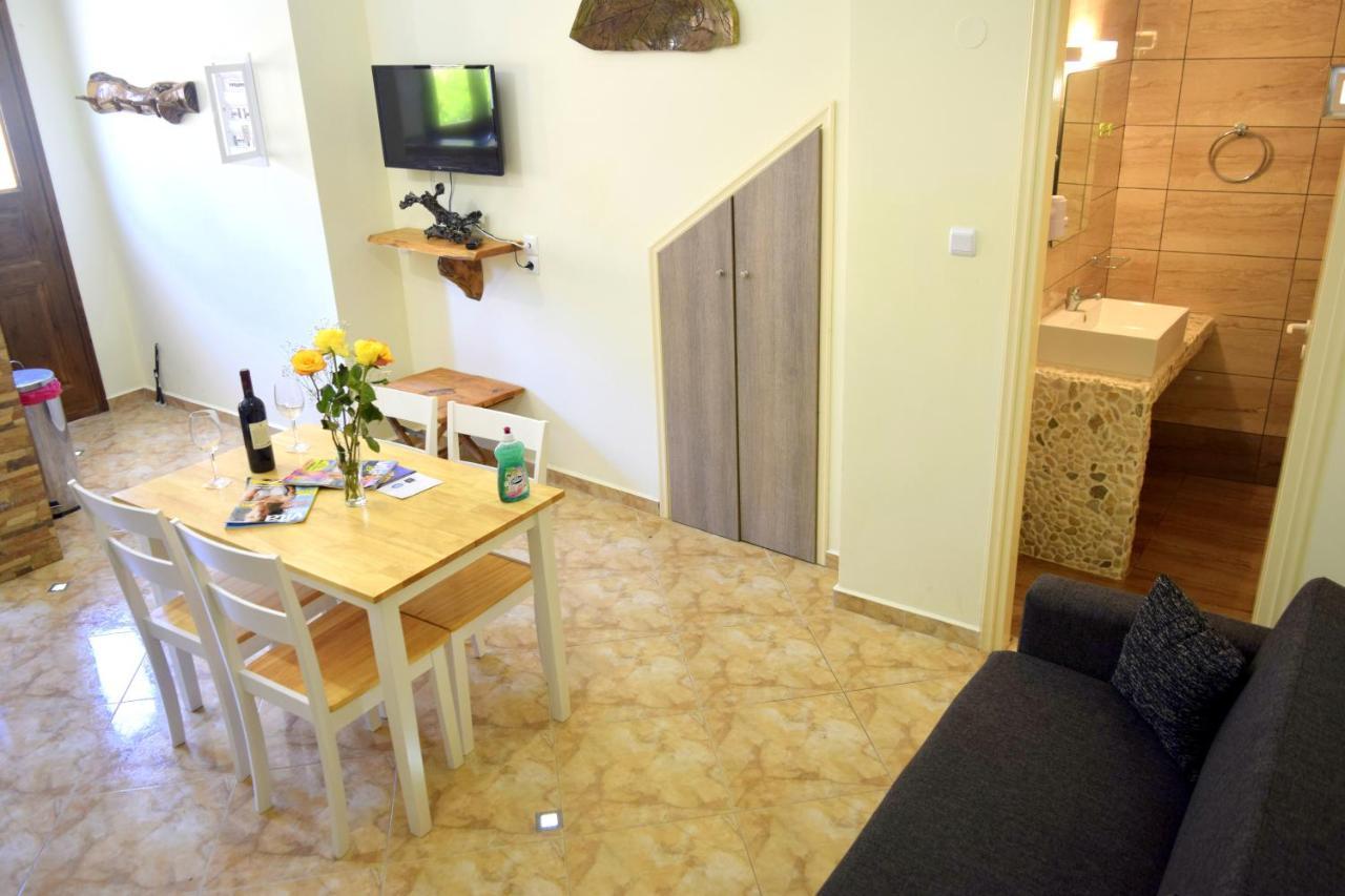 Dourios Ippos Apartments Fríkesz Kültér fotó