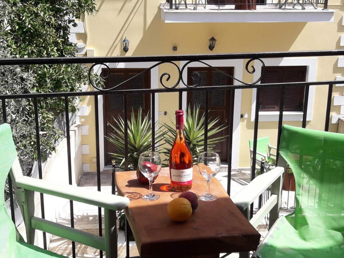 Dourios Ippos Apartments Fríkesz Kültér fotó